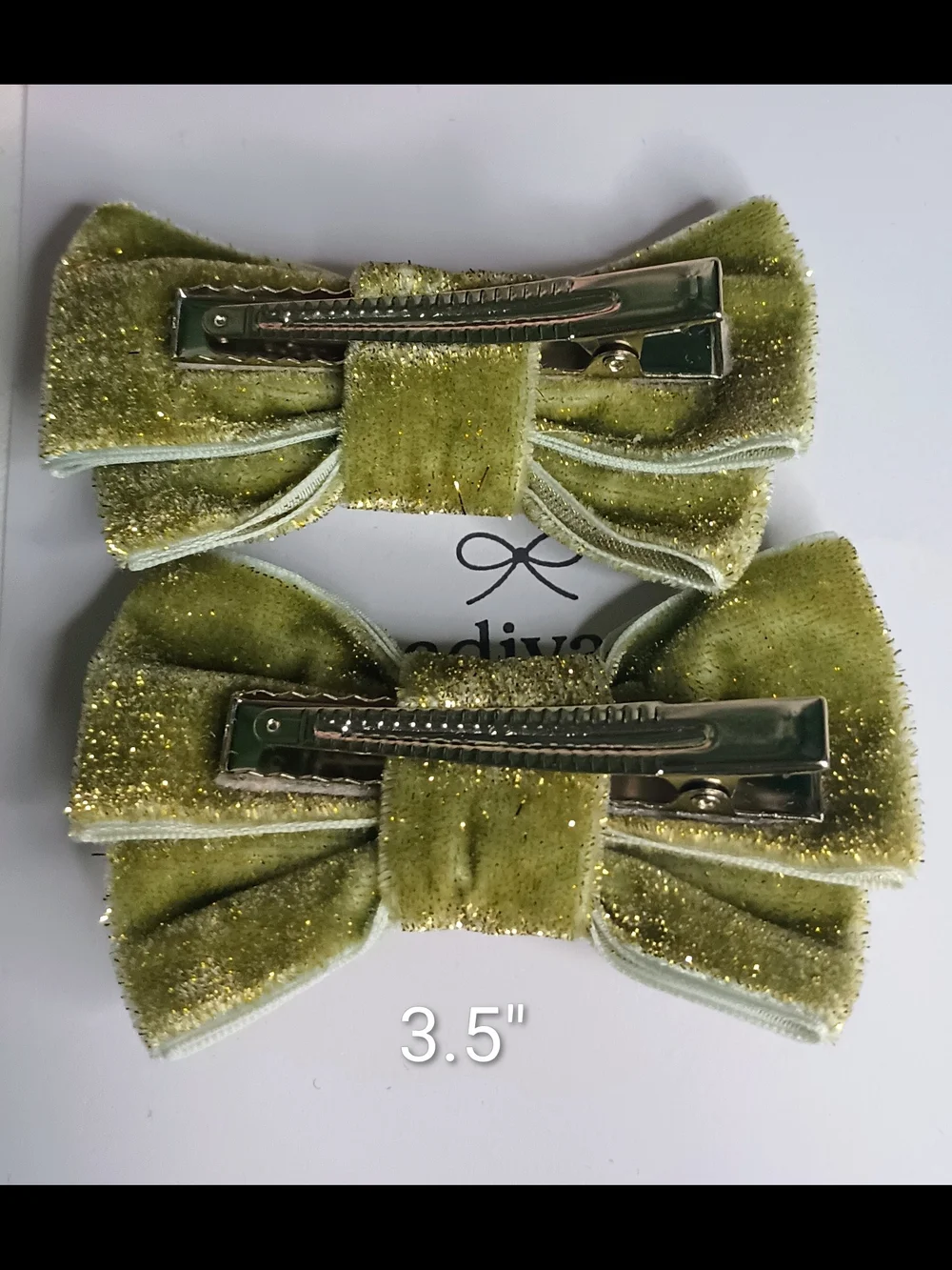 Handmade Velvet Glitter Bow Hair Clips for Kids - Olive & Black🎀✨